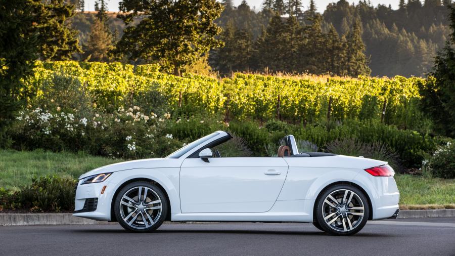  Audi TT Roadster 2.0 TFSI Quattro (8S) 2015 года  (NA) (фото 17 из 18)